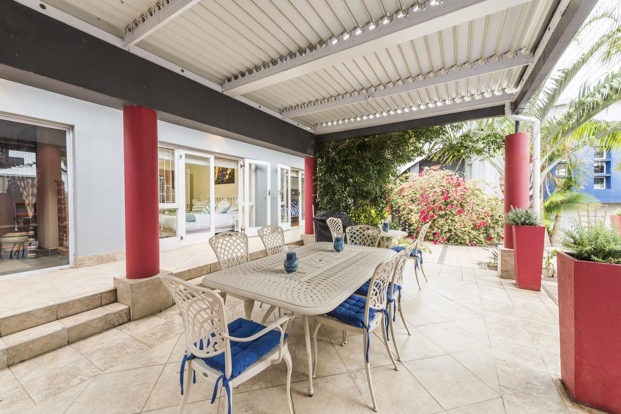 Whispering Palms Apartment Port Elizabeth Exterior photo